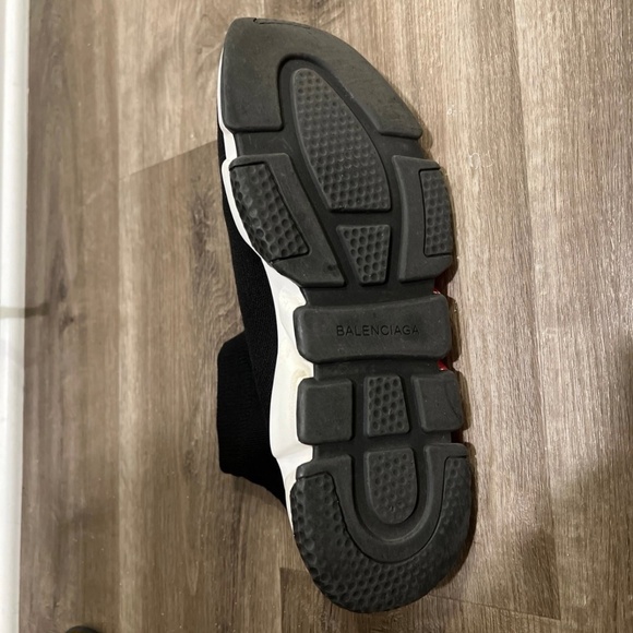 Balenciaga Speed Trainers Red Grafitti - Picture 7 of 12